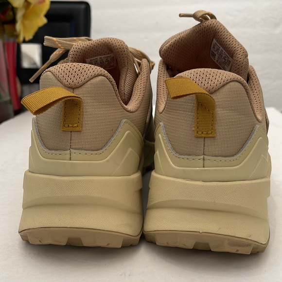ADIDAS TERREX SWIFT R3 HIKING BEIGE/GOLD/ORANGE SNEAKERS MENS SIZE 10 - Picture 3 of 16